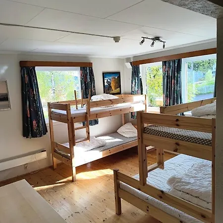 4 Bedroom House In Balestrand Sogndal