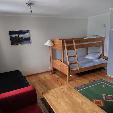 4 Bedroom House In Balestrand Feriehus *