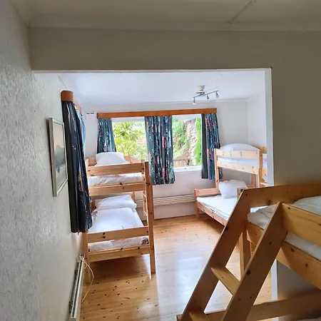 4 Bedroom House In Balestrand Semesterbostad *