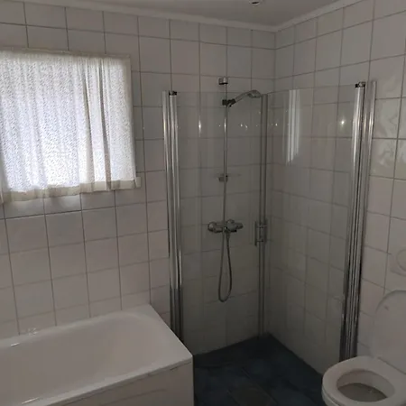 4 Bedroom House In Balestrand